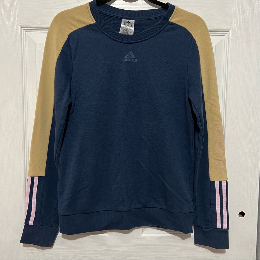 💗 Adidas -‎ Women’s Crewneck